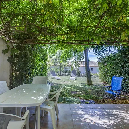 Du I N205 3p6 Villa *