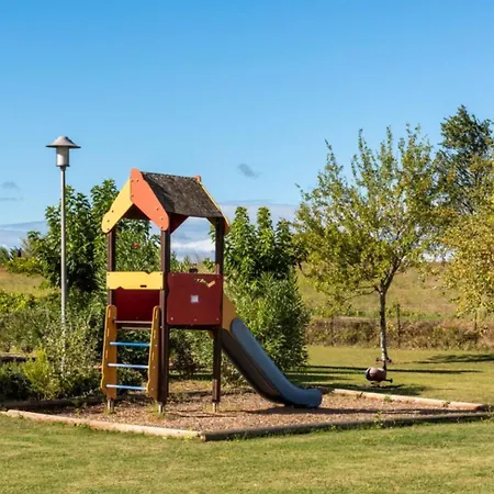 Du I N205 3p6 Villa Homps (Aude)